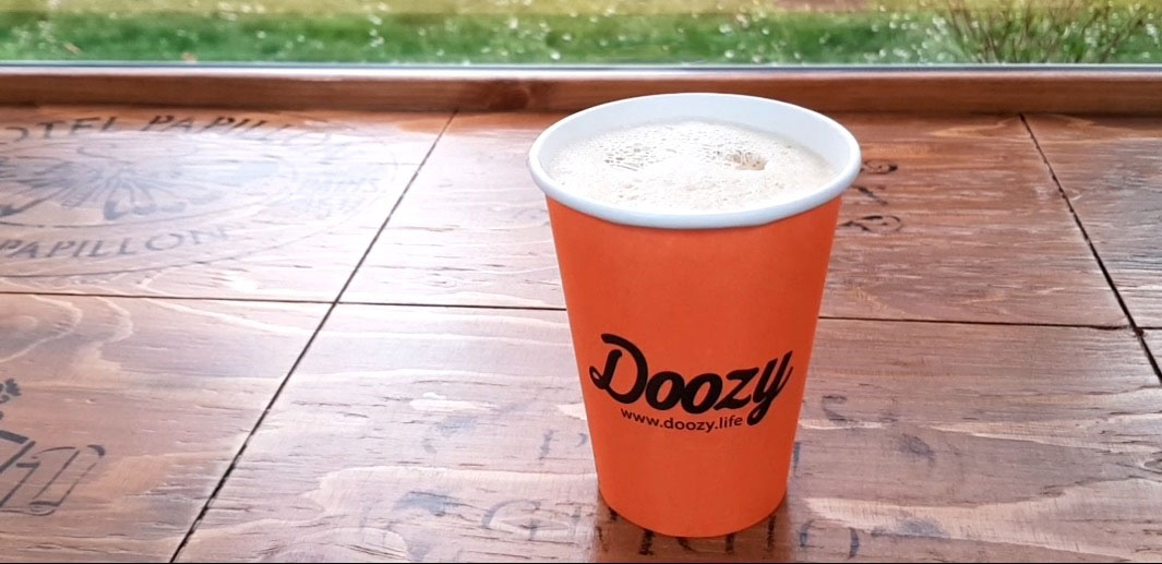 Doozy coffee cup with latte